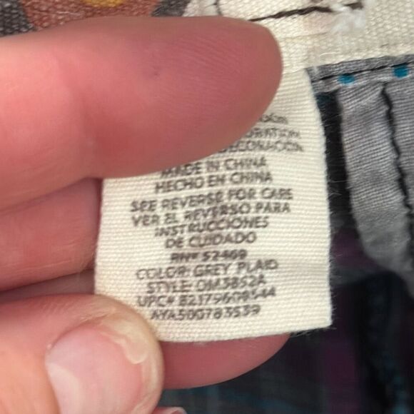 OP Ocean Pacific Gray Plaid Utility Shorts  Mens Size 34 Bermuda Style  OM3852A - Picture 9 of 9